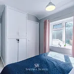 Stylish 4-bedroom - Sleeps 7 - Near Hcc & Parking Tatil Evi Harrogate