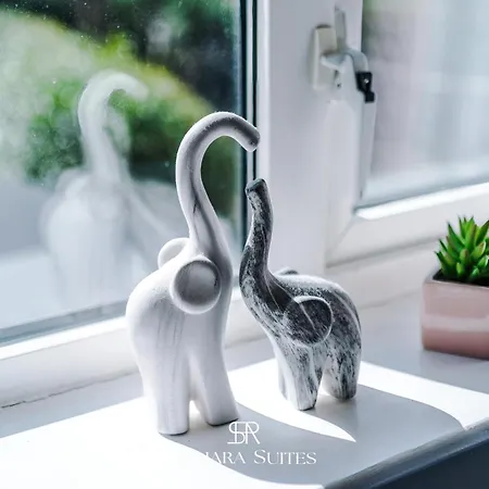 Stylish 4bed - Sleeps 7 - Close To Hcc & Business District - Parking Χαρογκέιτ