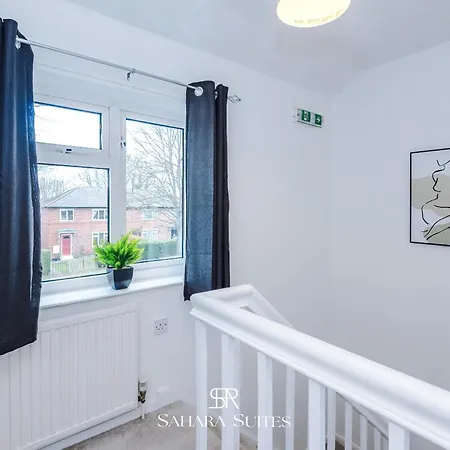 Stylish 4bed - Sleeps 7 - Close To Hcc & Business District - Parking Σπίτι διακοπών Χαρογκέιτ