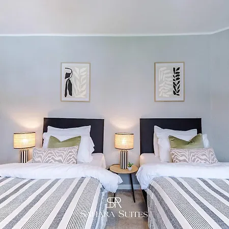 Дом отдыха Stylish 4-bedroom - Sleeps 7 - Near Hcc & Parking *