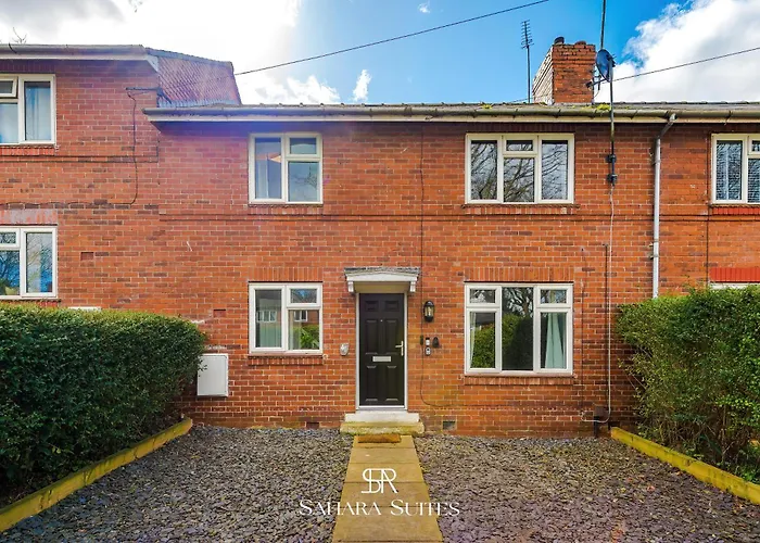 Stylish 4-bedroom - Sleeps 7 - Near Hcc & Parking Casa de Férias Harrogate