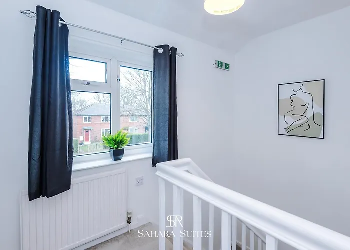 Stylish 4bed - Sleeps 7 - Close To Hcc & Business District - Parking Dom wakacyjny Harrogate