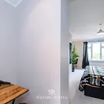 Stylish 4-bedroom - Sleeps 7 - Near Hcc & Parking بيت للعطل *