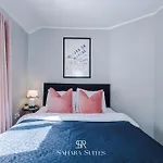 بيت للعطل Stylish 4-bedroom - Sleeps 7 - Near Hcc & Parking