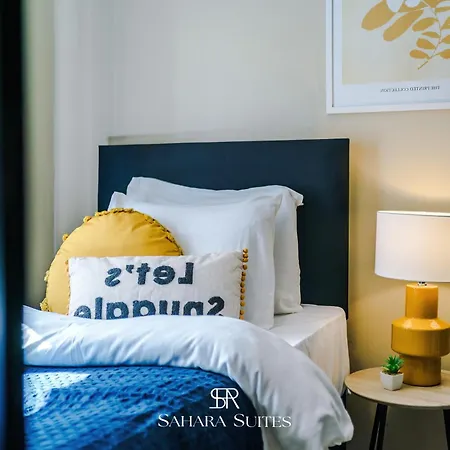 بيت للعطل Stylish 4-bedroom - Sleeps 7 - Near Hcc & Parking