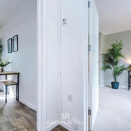 Stylish 4bed - Sleeps 7 - Close To Hcc & Business District - Parking Harrogate